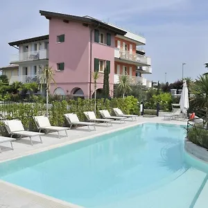Acqua Apartmanhotel Sirmione